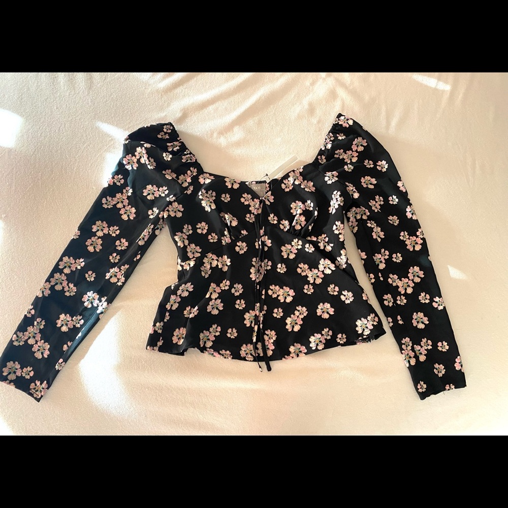 Floral top